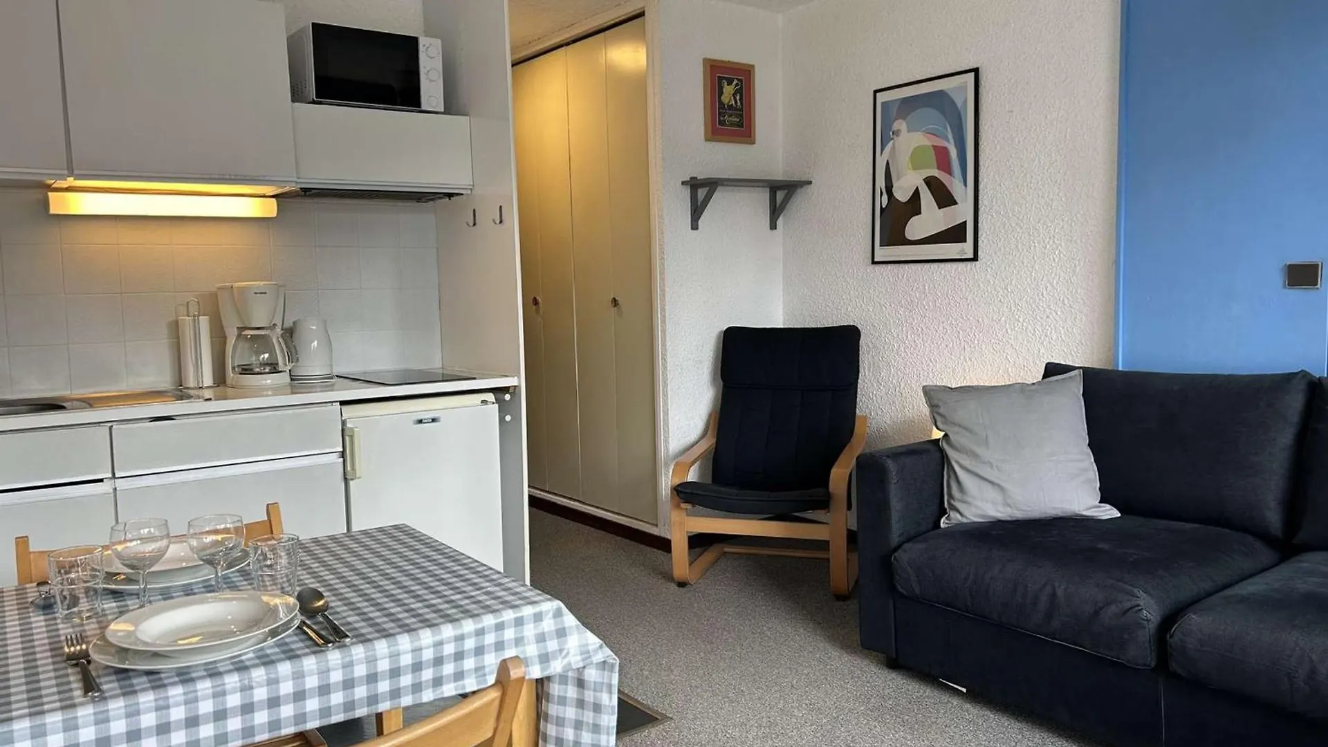 Confortable Studio 2 Pers. A Montgenevre, Balcon Ouest, Bien Equipe, Parking, Options Wifi Et Linge - Fr-1-330D-22 Montgenevre